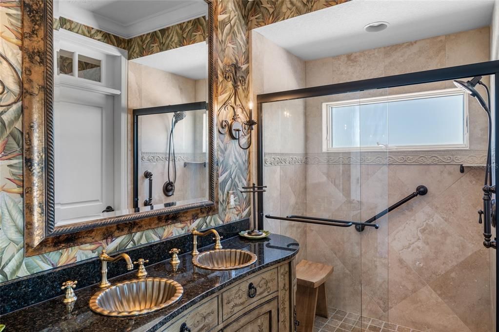 En Venta: $5,950,000 (4 camas, 5 baños, 3469 Pies cuadrados)