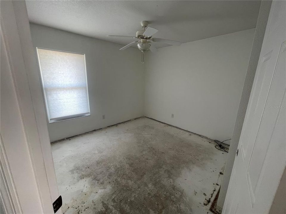 Activo con contrato: $389,000 (3 camas, 2 baños, 1688 Pies cuadrados)