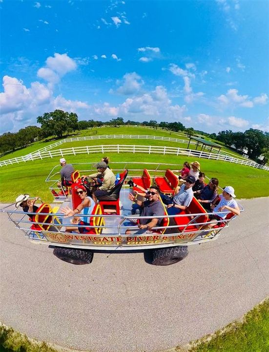 For Sale: $120,000 (1 beds, 1 baths, 370 Square Feet)