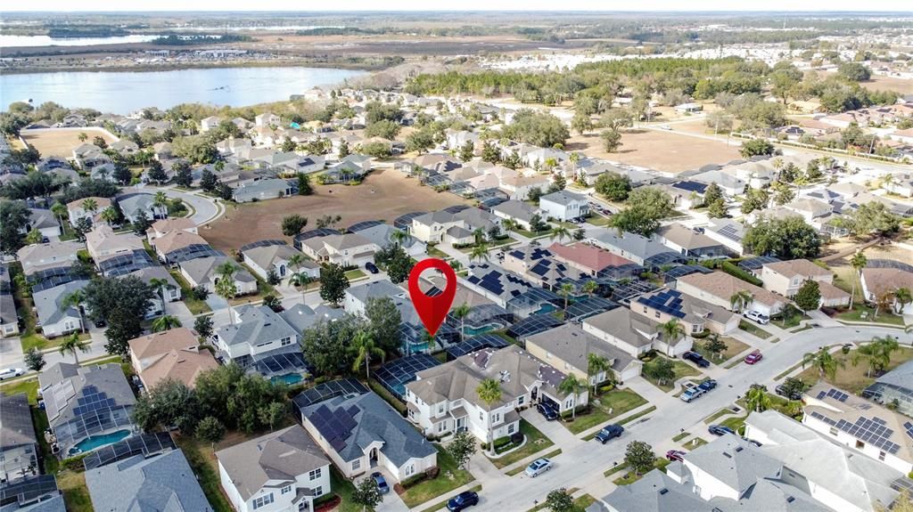 En Venta: $549,999 (6 camas, 4 baños, 2743 Pies cuadrados)