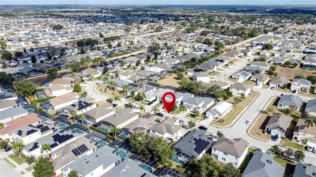 En Venta: $549,999 (6 camas, 4 baños, 2743 Pies cuadrados)