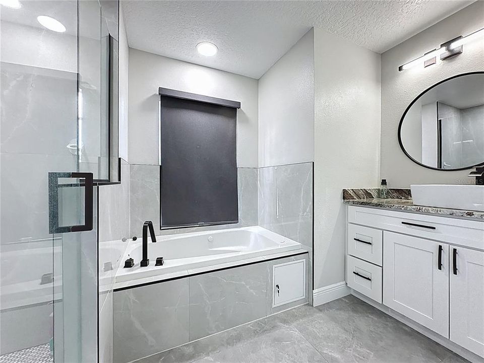 En Venta: $549,999 (6 camas, 4 baños, 2743 Pies cuadrados)