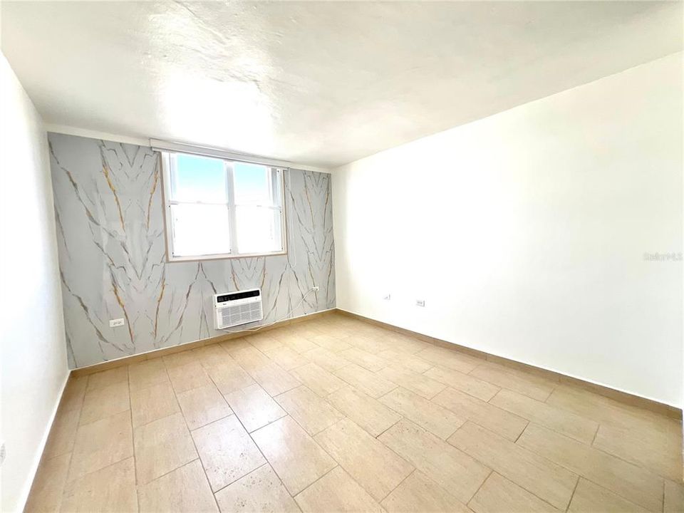 出租: $2,500 (3 贝兹, 2 浴室, 1207 平方英尺)