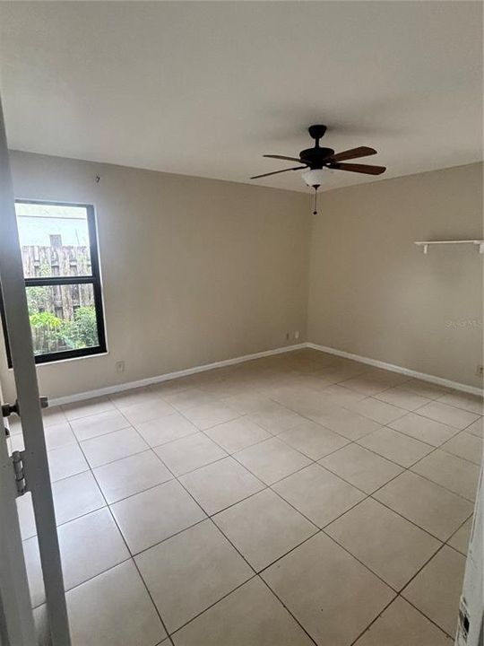 For Sale: $410,000 (3 beds, 2 baths, 1176 Square Feet)