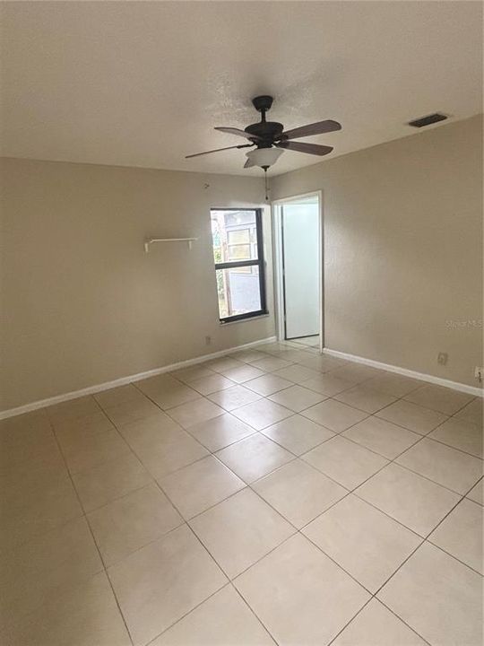 For Sale: $410,000 (3 beds, 2 baths, 1176 Square Feet)