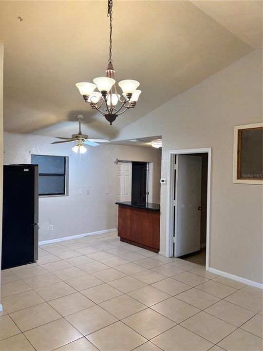 For Sale: $410,000 (3 beds, 2 baths, 1176 Square Feet)