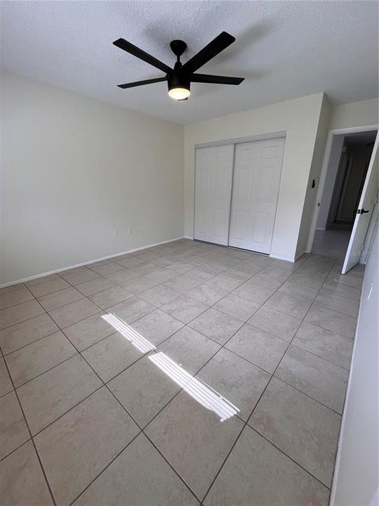 Active With Contract: $224,900 (3 beds, 2 baths, 1032 Square Feet)