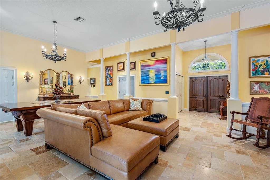 Activo con contrato: $1,299,000 (3 camas, 3 baños, 3123 Pies cuadrados)