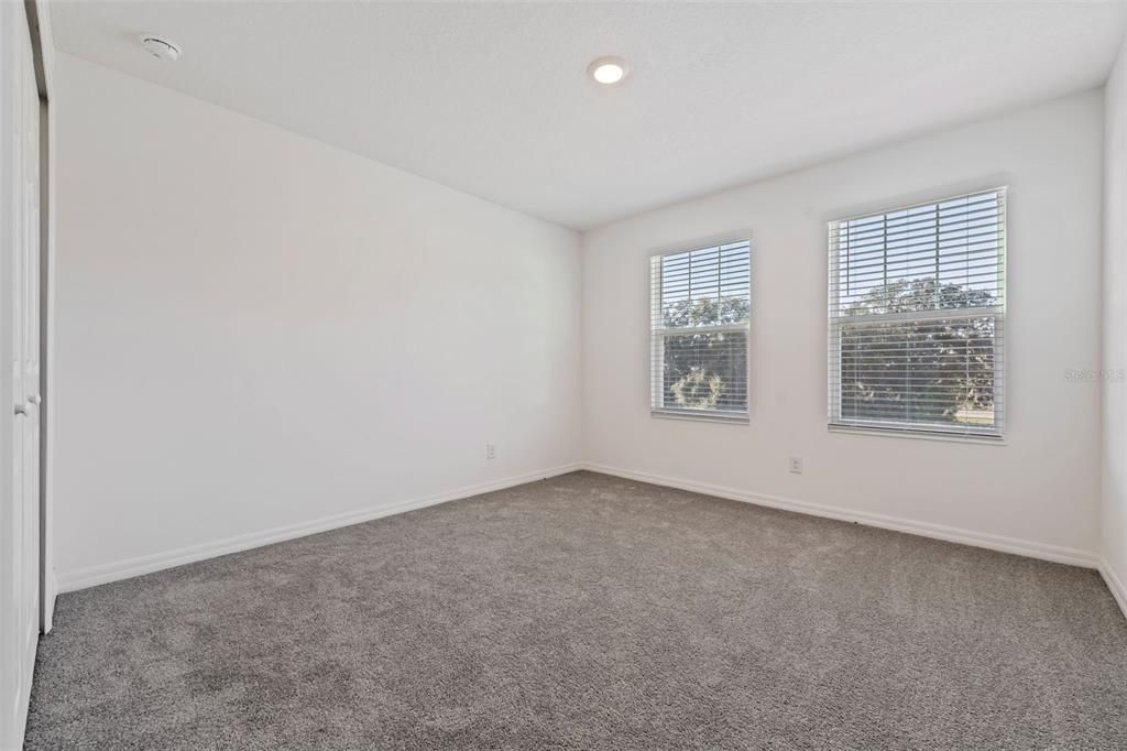En Venta: $350,000 (4 camas, 2 baños, 2104 Pies cuadrados)