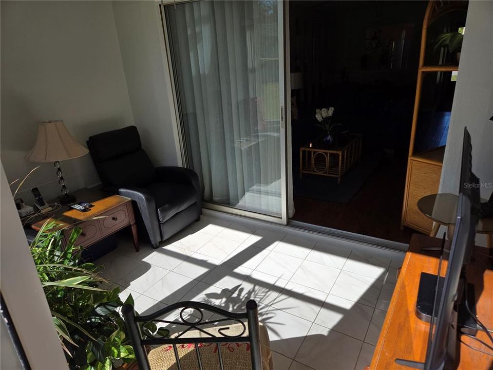 Activo con contrato: $119,900 (2 camas, 2 baños, 865 Pies cuadrados)