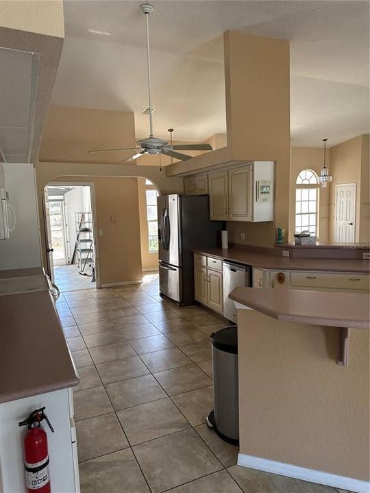 Active With Contract: $499,609 (3 beds, 3 baths, 2330 Square Feet)