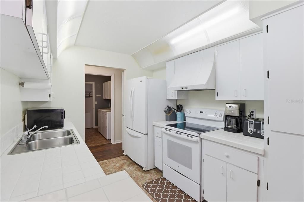 На продажу: $324,900 (3 спален, 2 ванн, 1532 Квадратных фут)