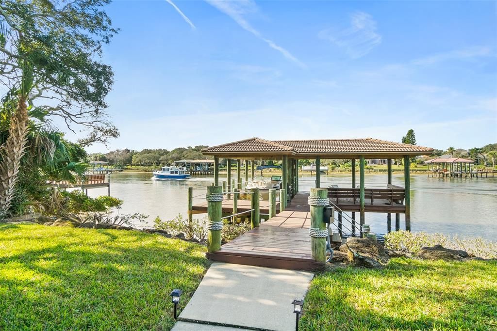 En Venta: $2,199,000 (4 camas, 4 baños, 3837 Pies cuadrados)