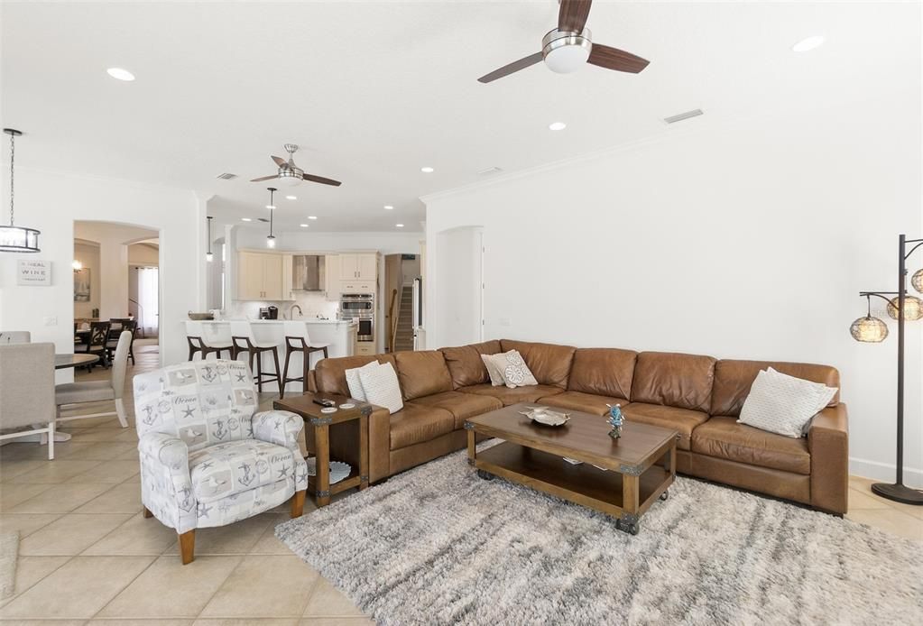 En Venta: $2,199,000 (4 camas, 4 baños, 3837 Pies cuadrados)