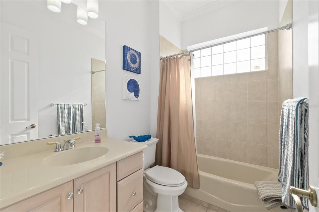 En Venta: $2,199,000 (4 camas, 4 baños, 3837 Pies cuadrados)