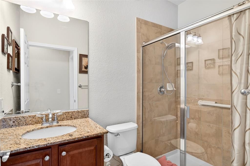 For Sale: $450,000 (3 beds, 3 baths, 2536 Square Feet)