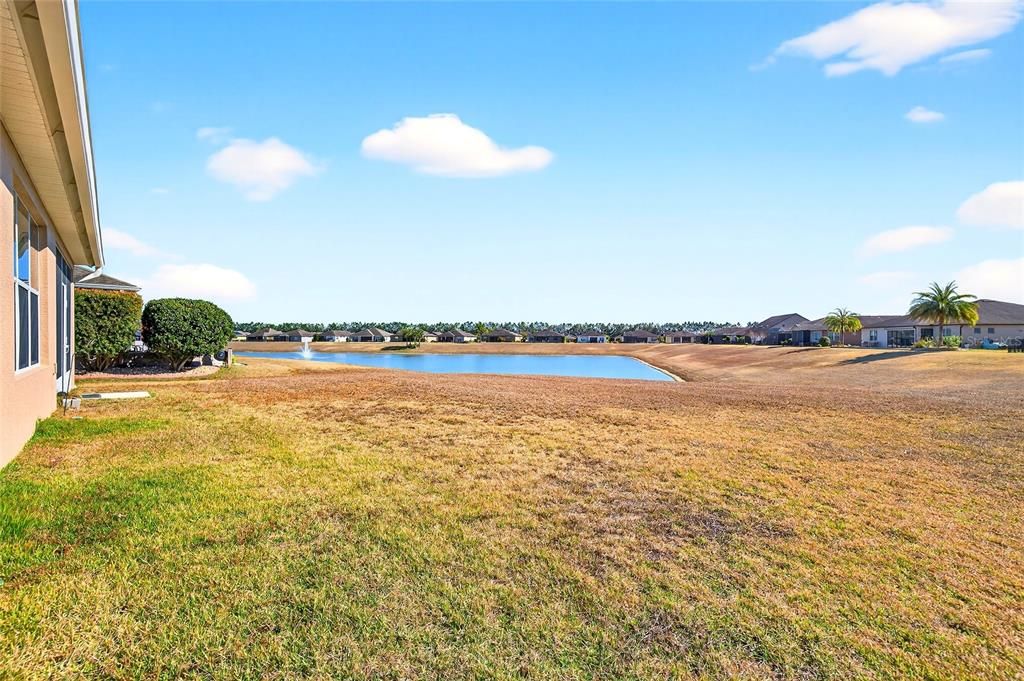 For Sale: $450,000 (3 beds, 3 baths, 2536 Square Feet)