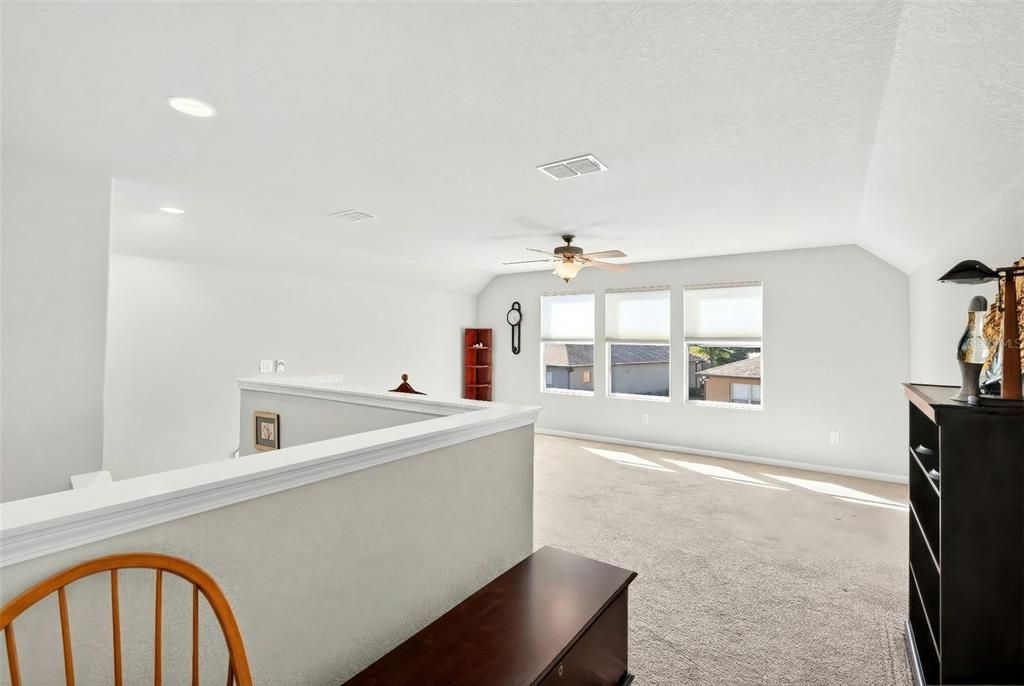 For Sale: $450,000 (3 beds, 3 baths, 2536 Square Feet)