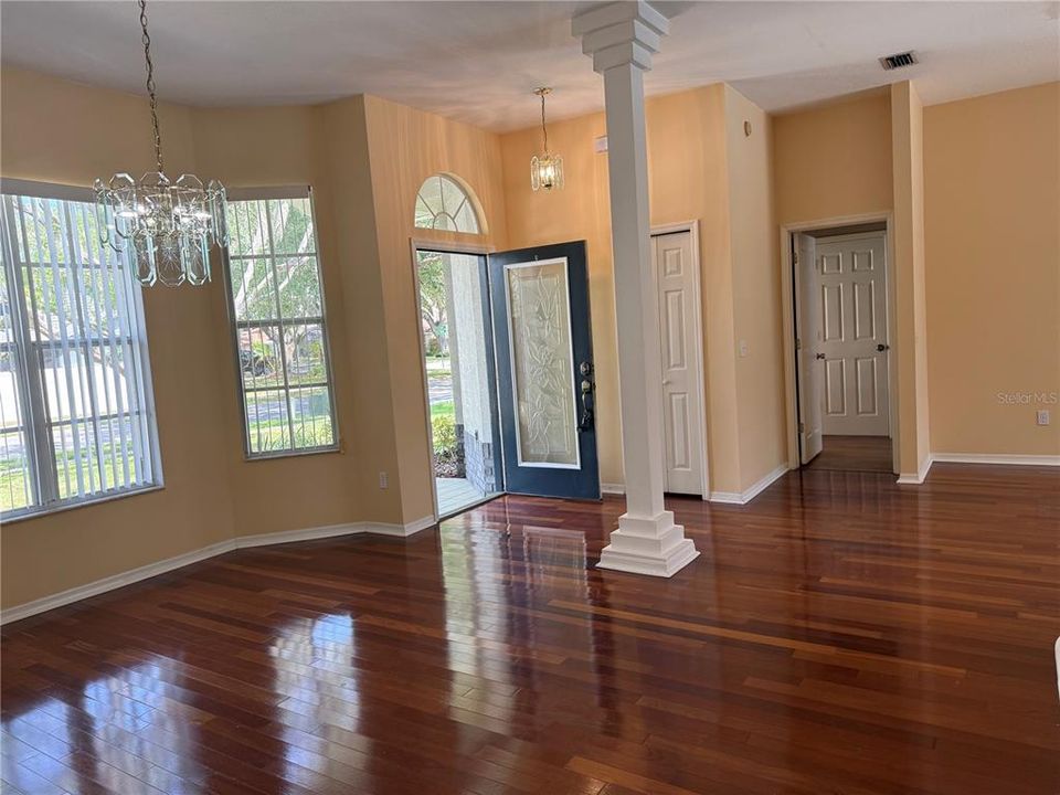 For Rent: $3,150 (4 beds, 2 baths, 2232 Square Feet)