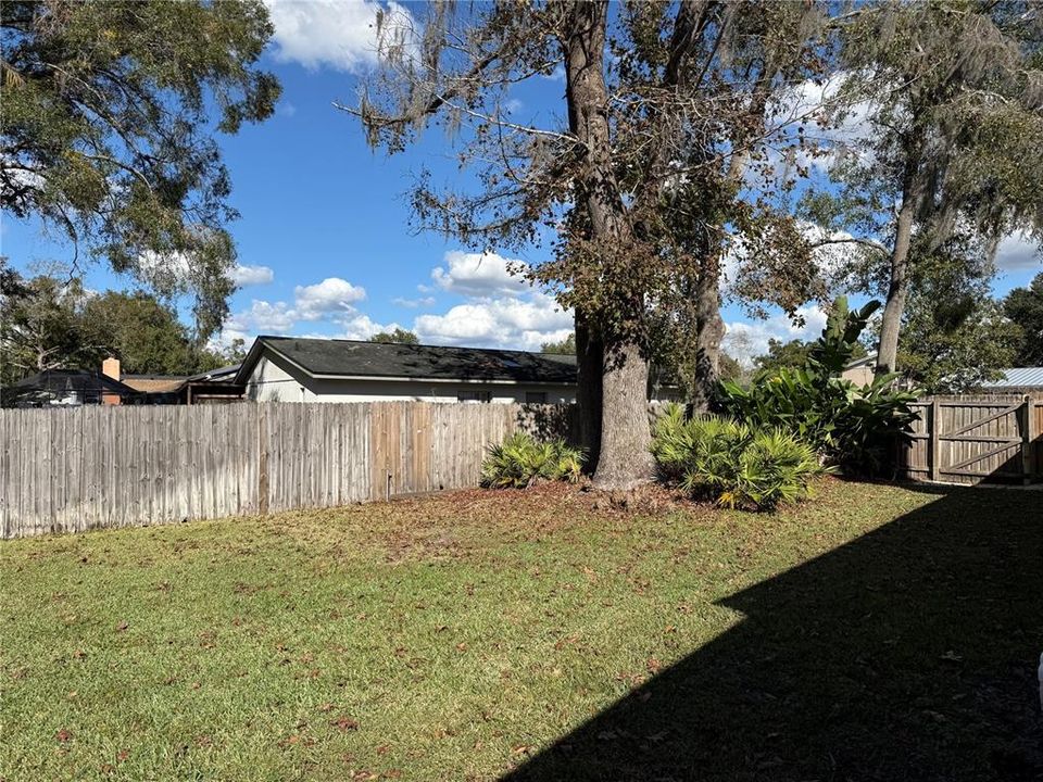 For Rent: $3,150 (4 beds, 2 baths, 2232 Square Feet)