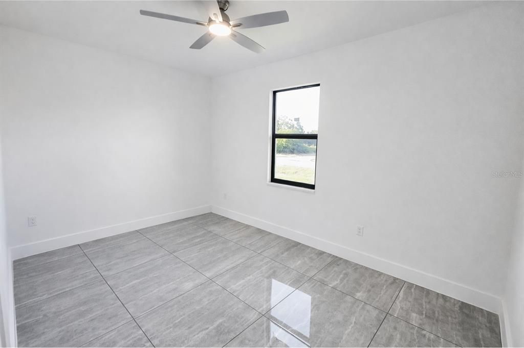 Active With Contract: $299,900 (3 beds, 2 baths, 1384 Square Feet)