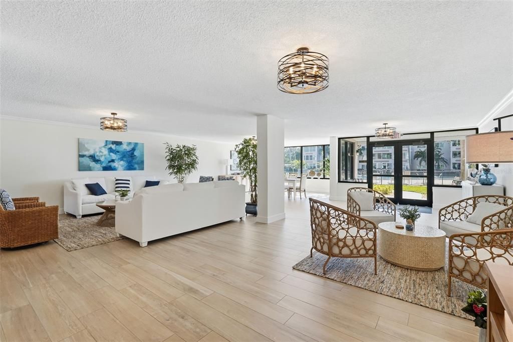 На продажу: $399,000 (2 спален, 2 ванн, 1330 Квадратных фут)