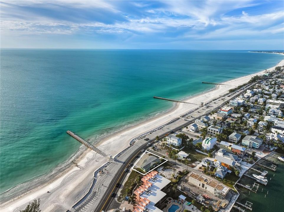 For Sale: $1,999,000 (0.16 acres)