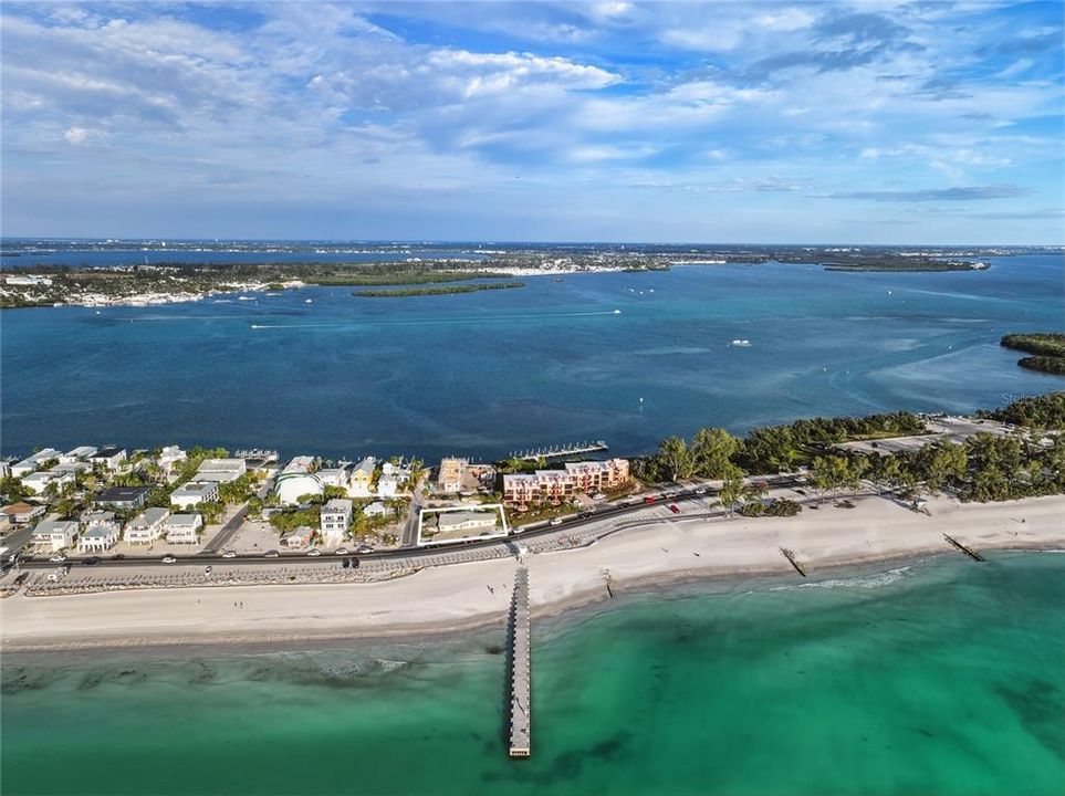 For Sale: $1,999,000 (0.16 acres)