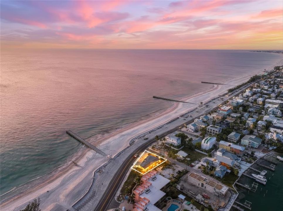 For Sale: $1,999,000 (0.16 acres)