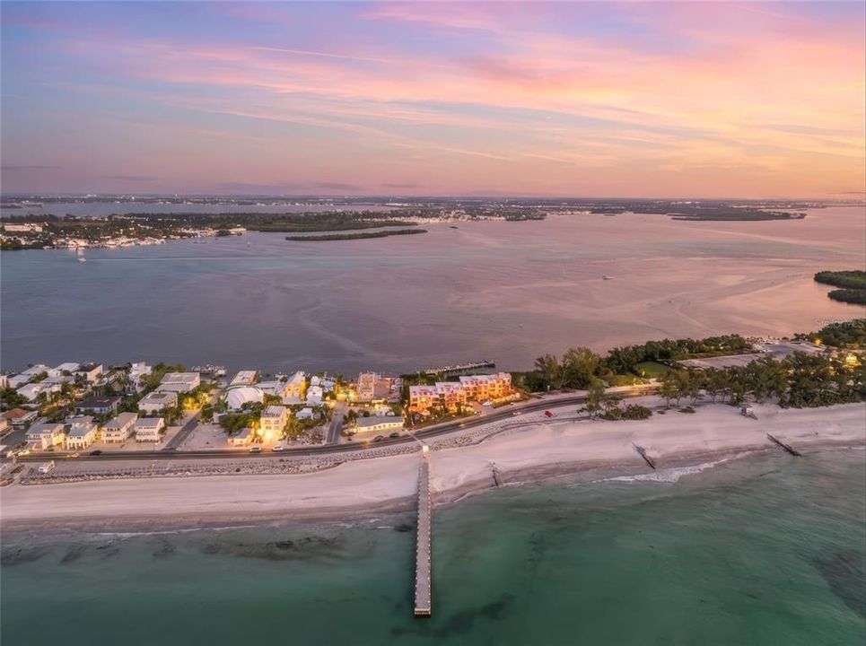 For Sale: $1,999,000 (0.16 acres)