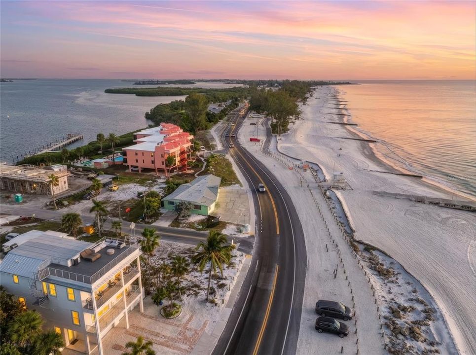 For Sale: $1,999,000 (0.16 acres)