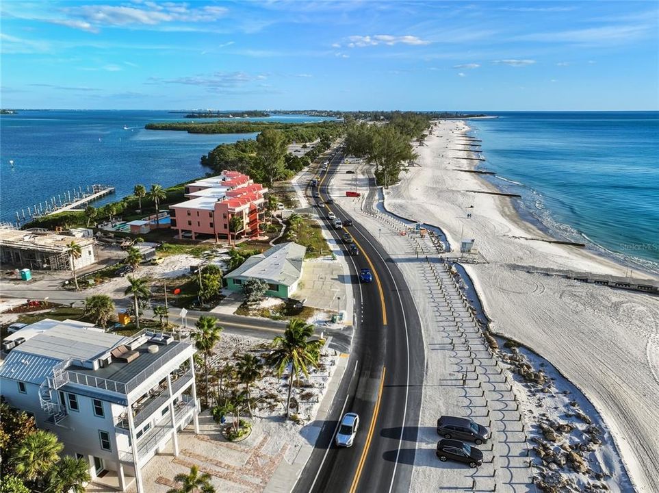 For Sale: $1,999,000 (0.16 acres)