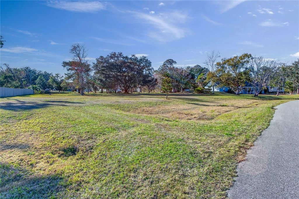Недавно продано: $175,000 (1.01 acres)