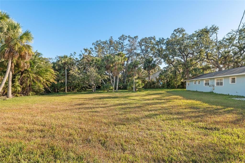For Sale: $1,525,000 (0.67 acres)