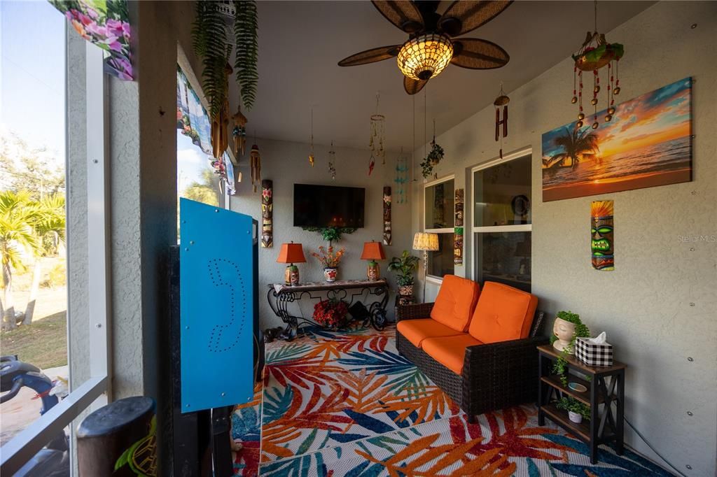 Active With Contract: $400,000 (4 beds, 3 baths, 2500 Square Feet)