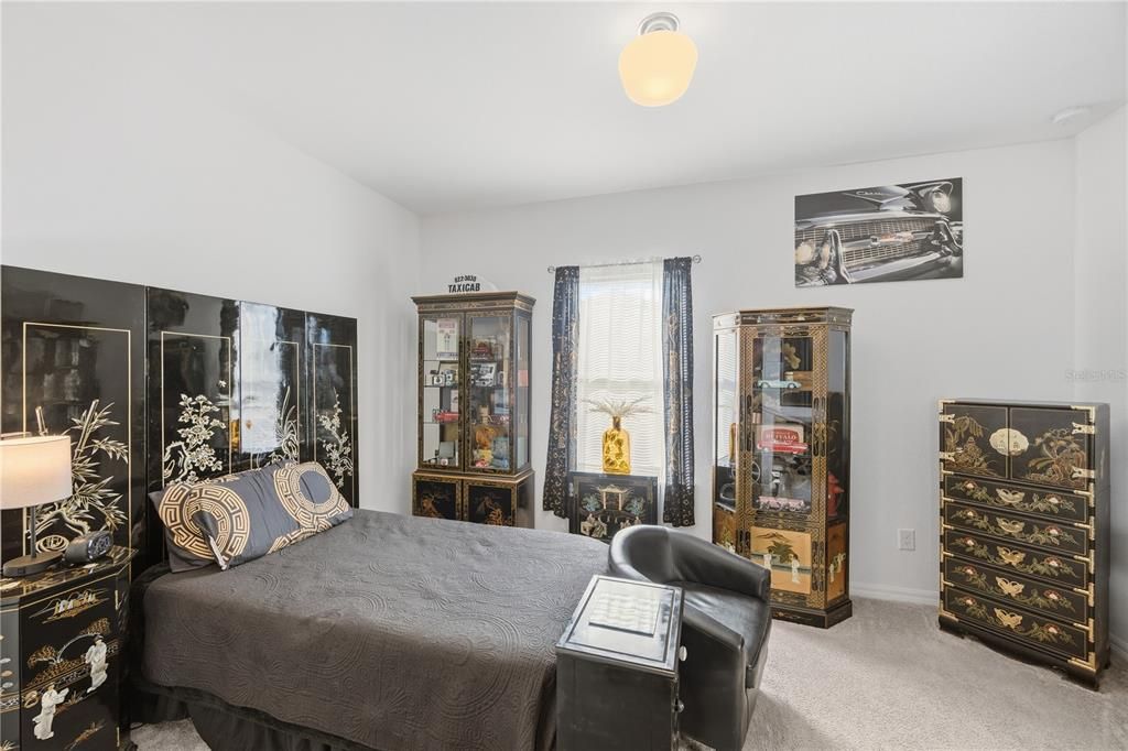 Active With Contract: $400,000 (4 beds, 3 baths, 2500 Square Feet)