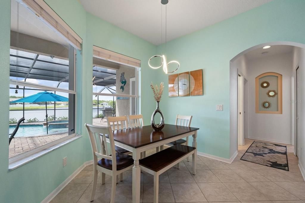 Под контрактом: $699,000 (4 спален, 4 ванн, 3241 Квадратных фут)