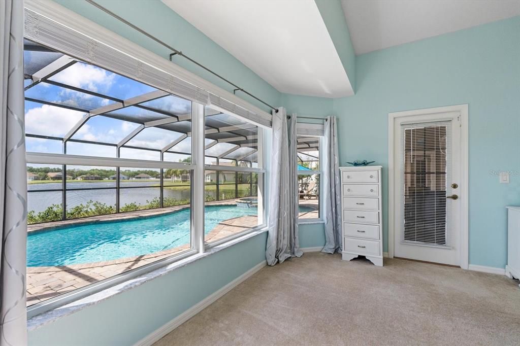 Под контрактом: $699,000 (4 спален, 4 ванн, 3241 Квадратных фут)