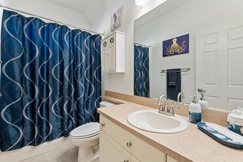 Под контрактом: $699,000 (4 спален, 4 ванн, 3241 Квадратных фут)