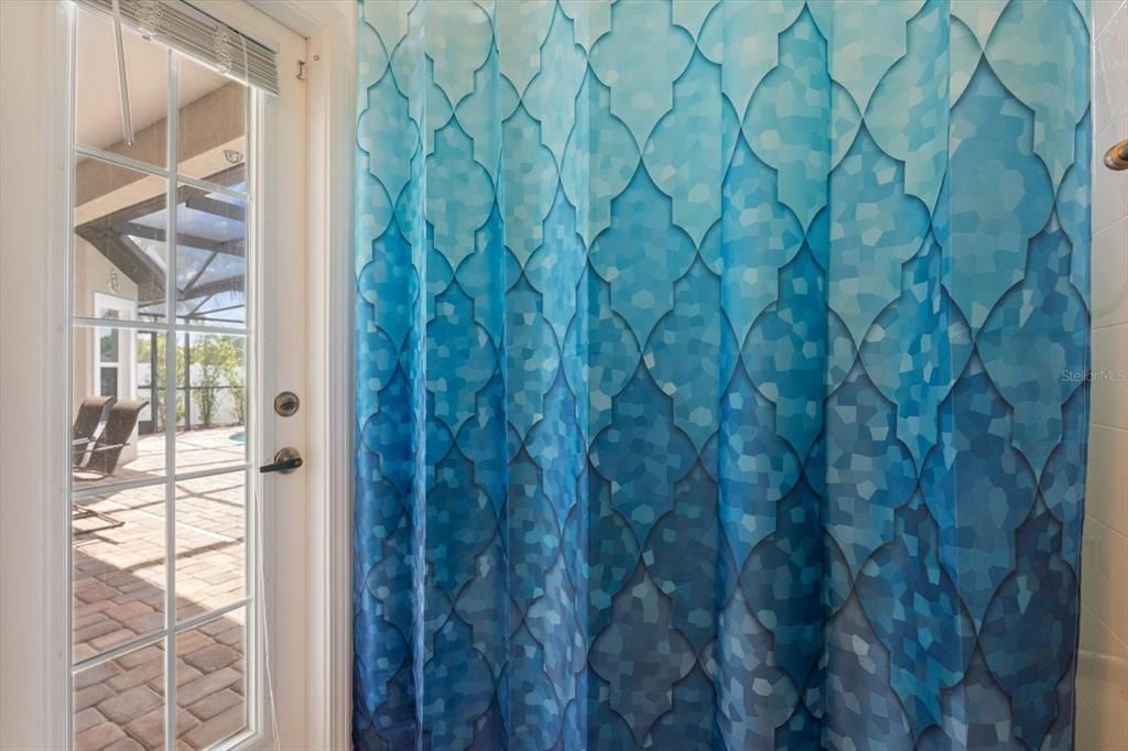 Под контрактом: $699,000 (4 спален, 4 ванн, 3241 Квадратных фут)