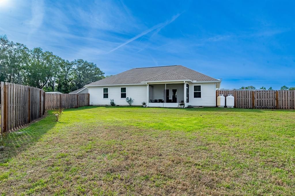 For Sale: $340,000 (3 beds, 2 baths, 1616 Square Feet)