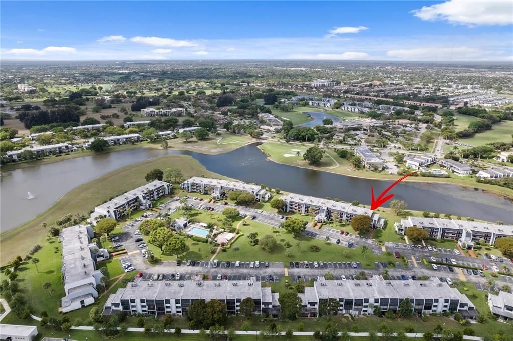 For Rent: $2,295 (2 beds, 2 baths, 978 Square Feet)