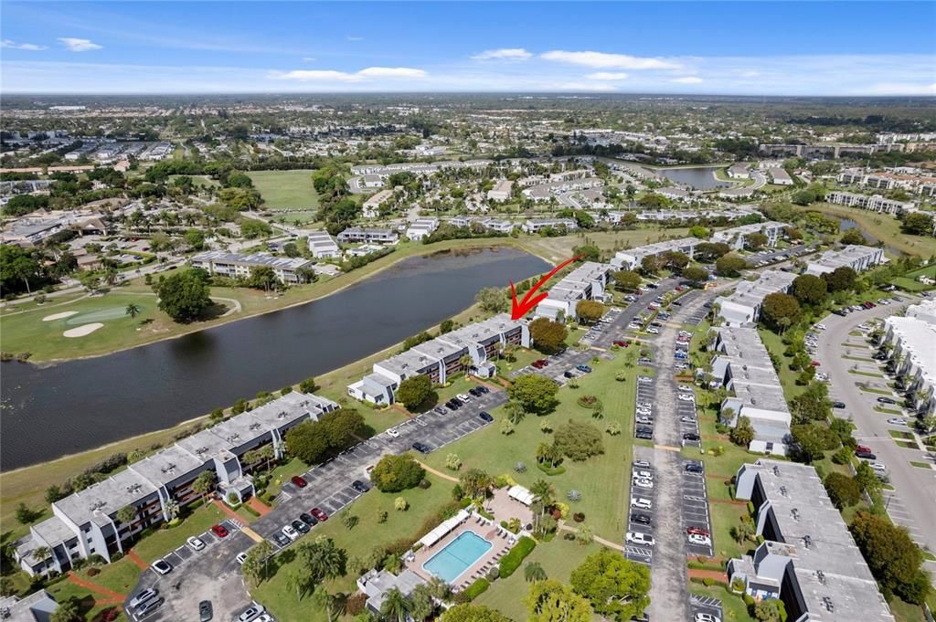 For Rent: $2,295 (2 beds, 2 baths, 978 Square Feet)