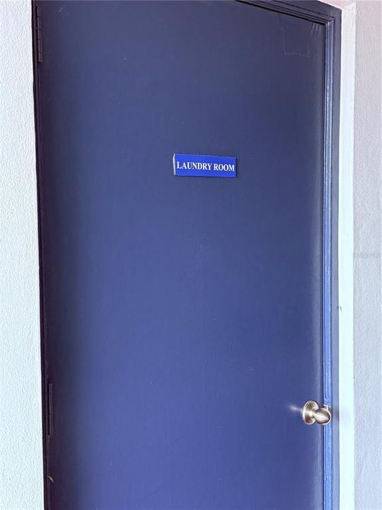 For Rent: $2,295 (2 beds, 2 baths, 978 Square Feet)