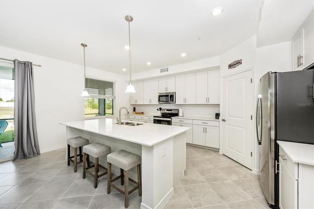 For Rent: $7,000 (3 beds, 2 baths, 1789 Square Feet)