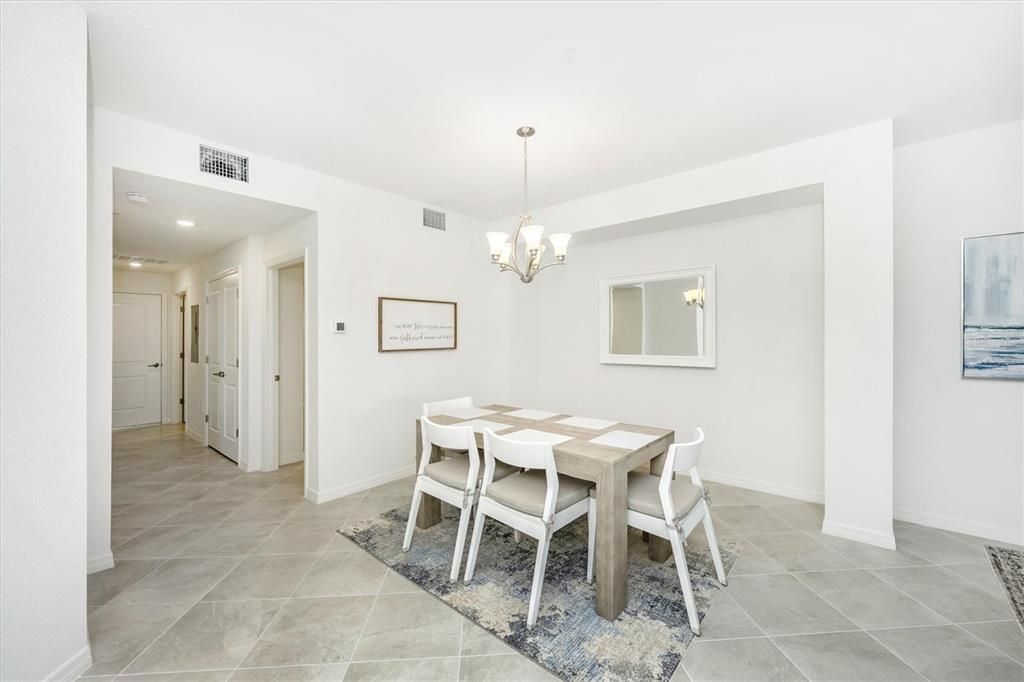 For Rent: $7,000 (3 beds, 2 baths, 1789 Square Feet)