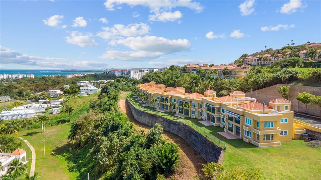 Vendido Recientemente: $460,000 (3 camas, 2 baños, 1852 Pies cuadrados)
