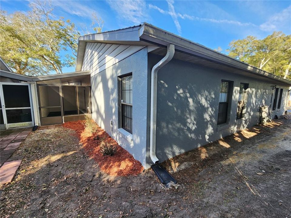 待售: $132,500 (2 贝兹, 2 浴室, 1066 平方英尺)