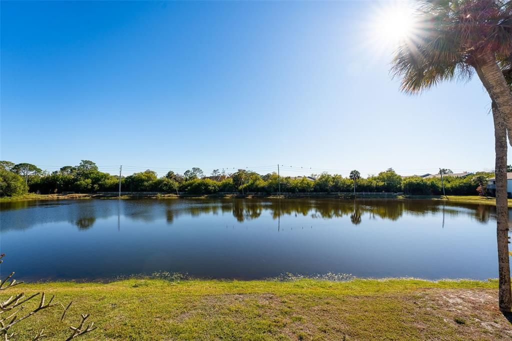 Active With Contract: $219,995 (2 beds, 2 baths, 1100 Square Feet)