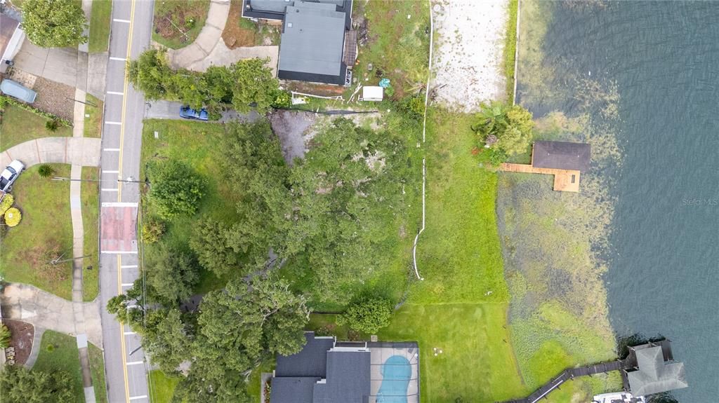 For Sale: $999,000 (0.43 acres)